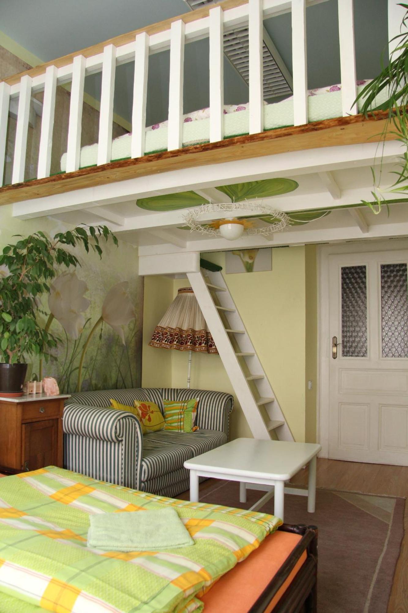 Artharmony Pension & Hostel Prag Exterior foto