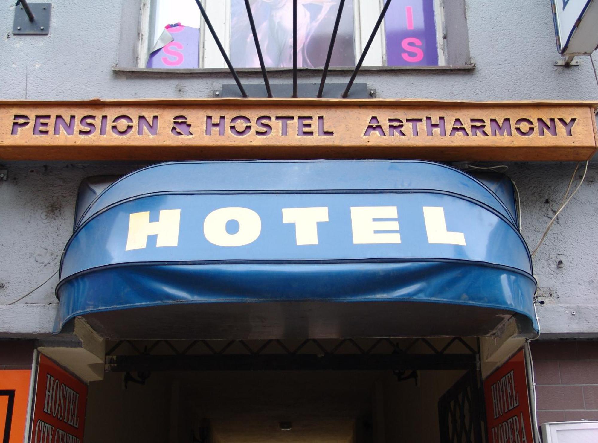 Artharmony Pension & Hostel Prag Exterior foto