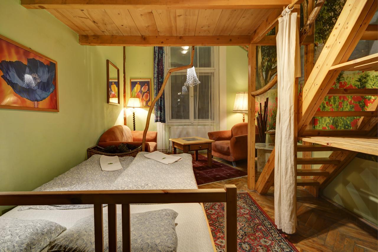 Artharmony Pension & Hostel Prag Exterior foto